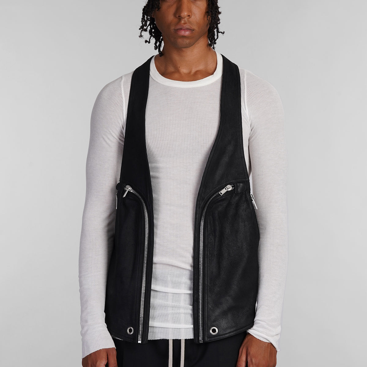 Bauhaus vest Vest in black leather – Deliberti