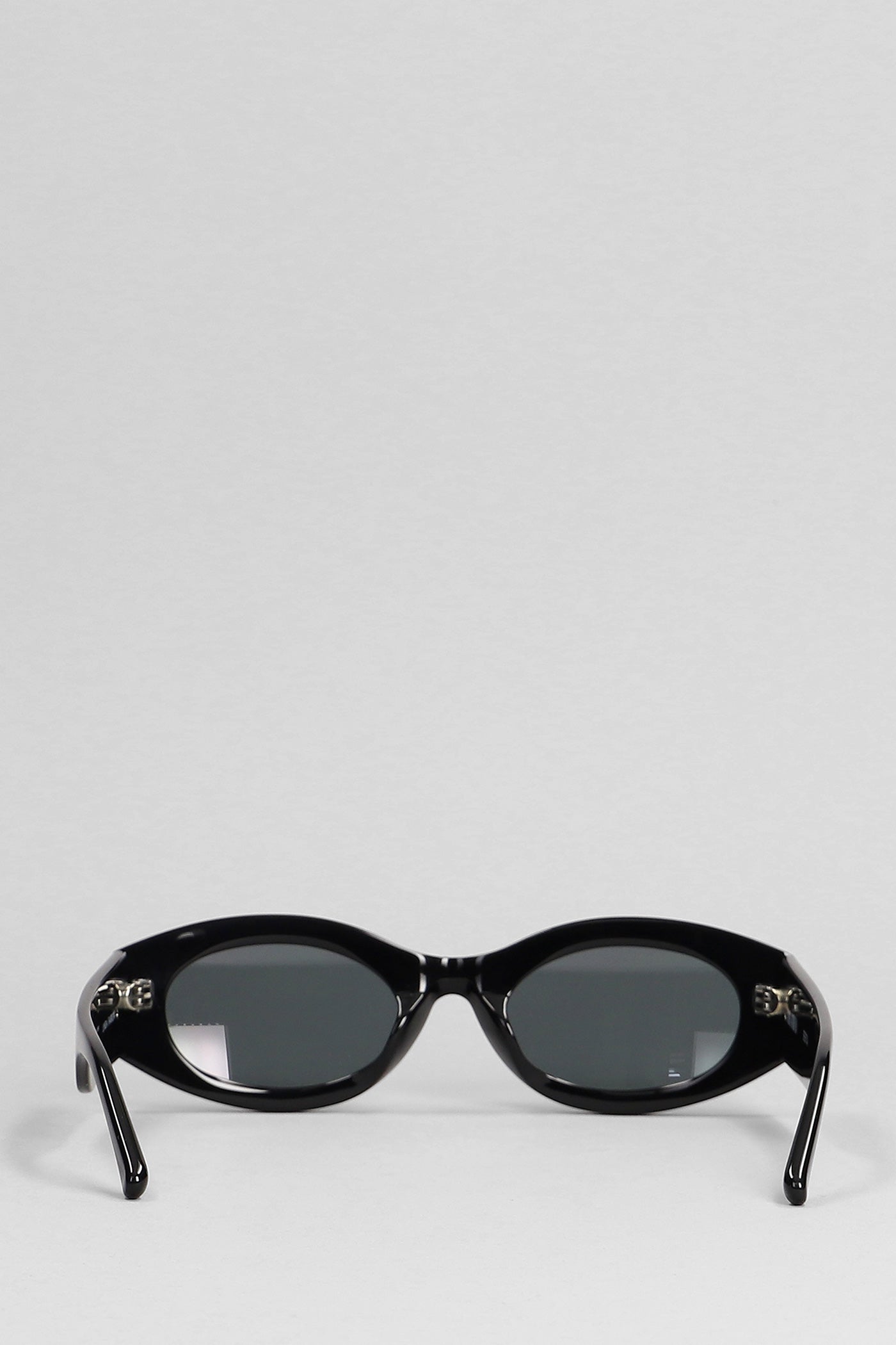 Sunglasses in black acrylic
