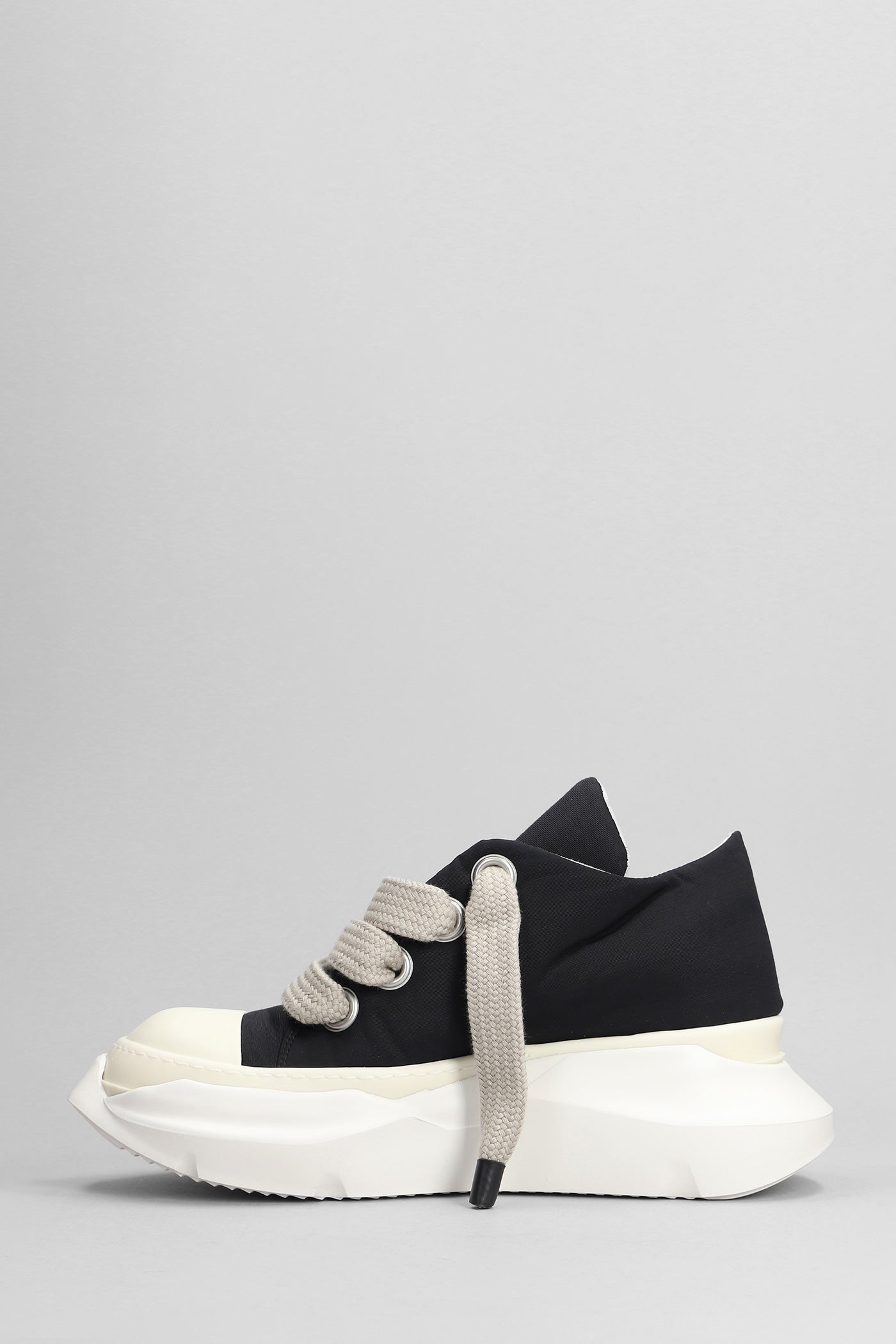 Jumbo lace abstract Sneakers in black polyamide – Deliberti