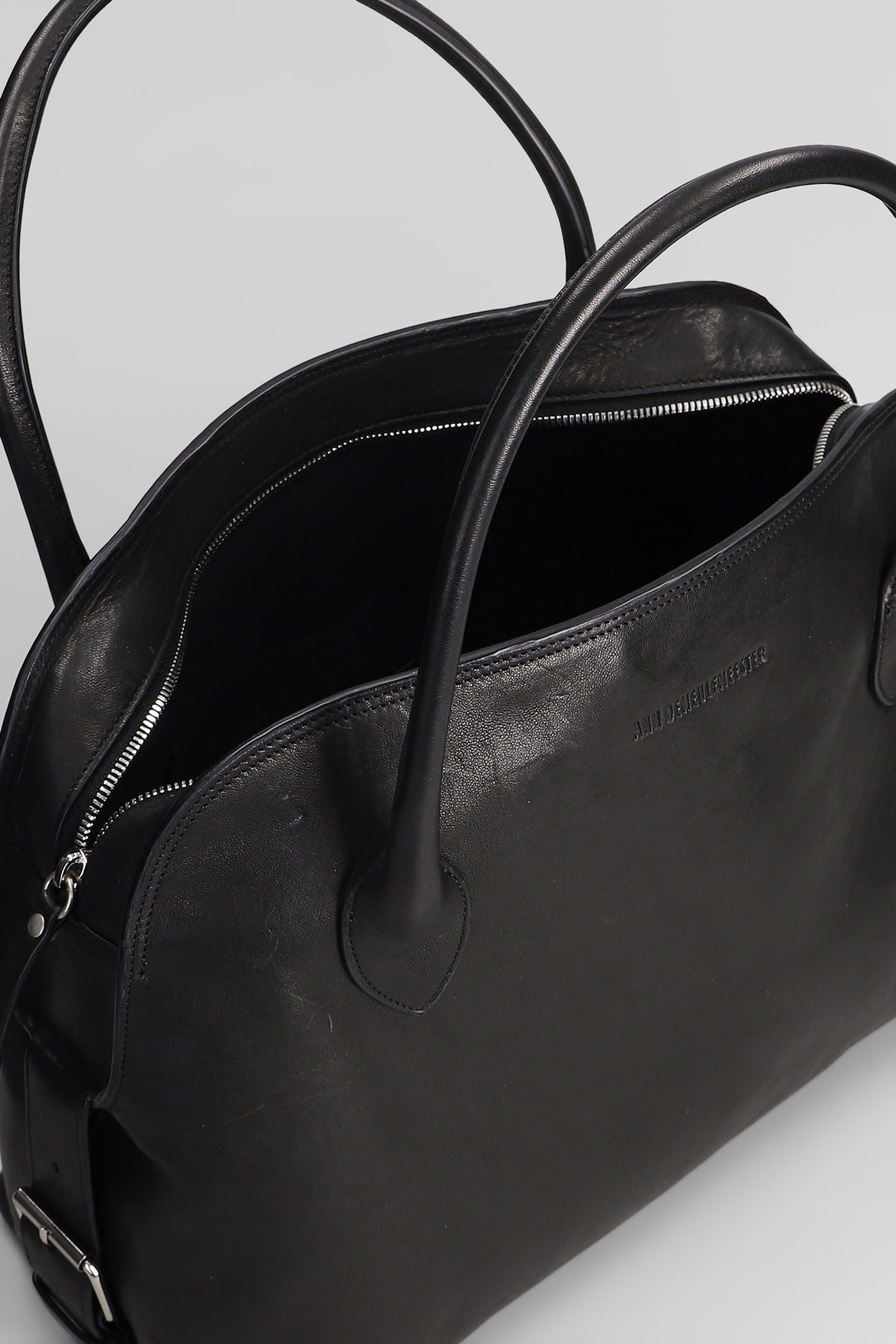 Josse Tote in black leather – Deliberti