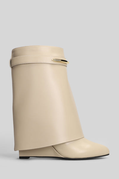  Givenchy